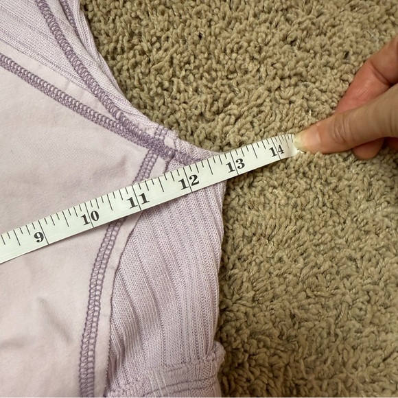 BDG Cropped Sleeveless Top - Picture 9 of 11